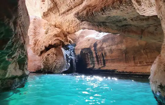 Top Tourist Attractions in Oman: A List of Oman's Most Beautiful Sights _ Wadi Shab is one of the most beautiful attractions in Oman.